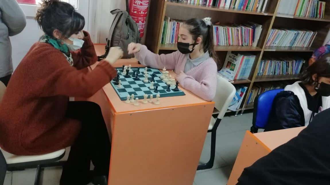 Satranç Turnuvası Yaklaşırken